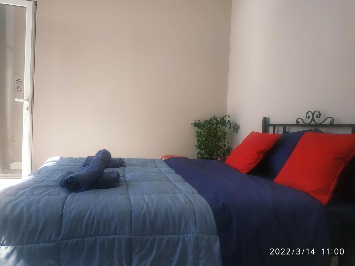 Studios Poseidonia Apartments 50 & 70 Sqm With Sea View Corinth Εξωτερικό φωτογραφία