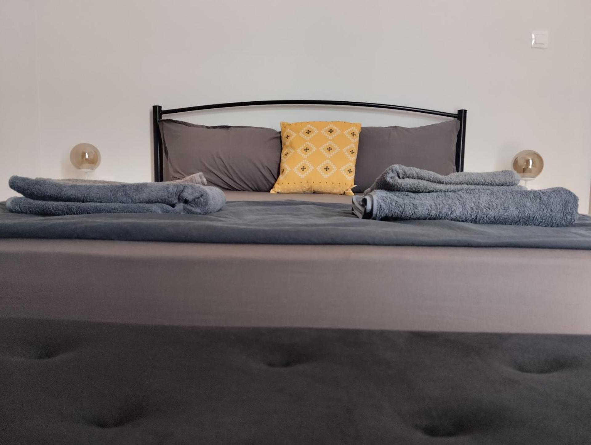 Studios Poseidonia Apartments 50 & 70 Sqm With Sea View Corinth Εξωτερικό φωτογραφία