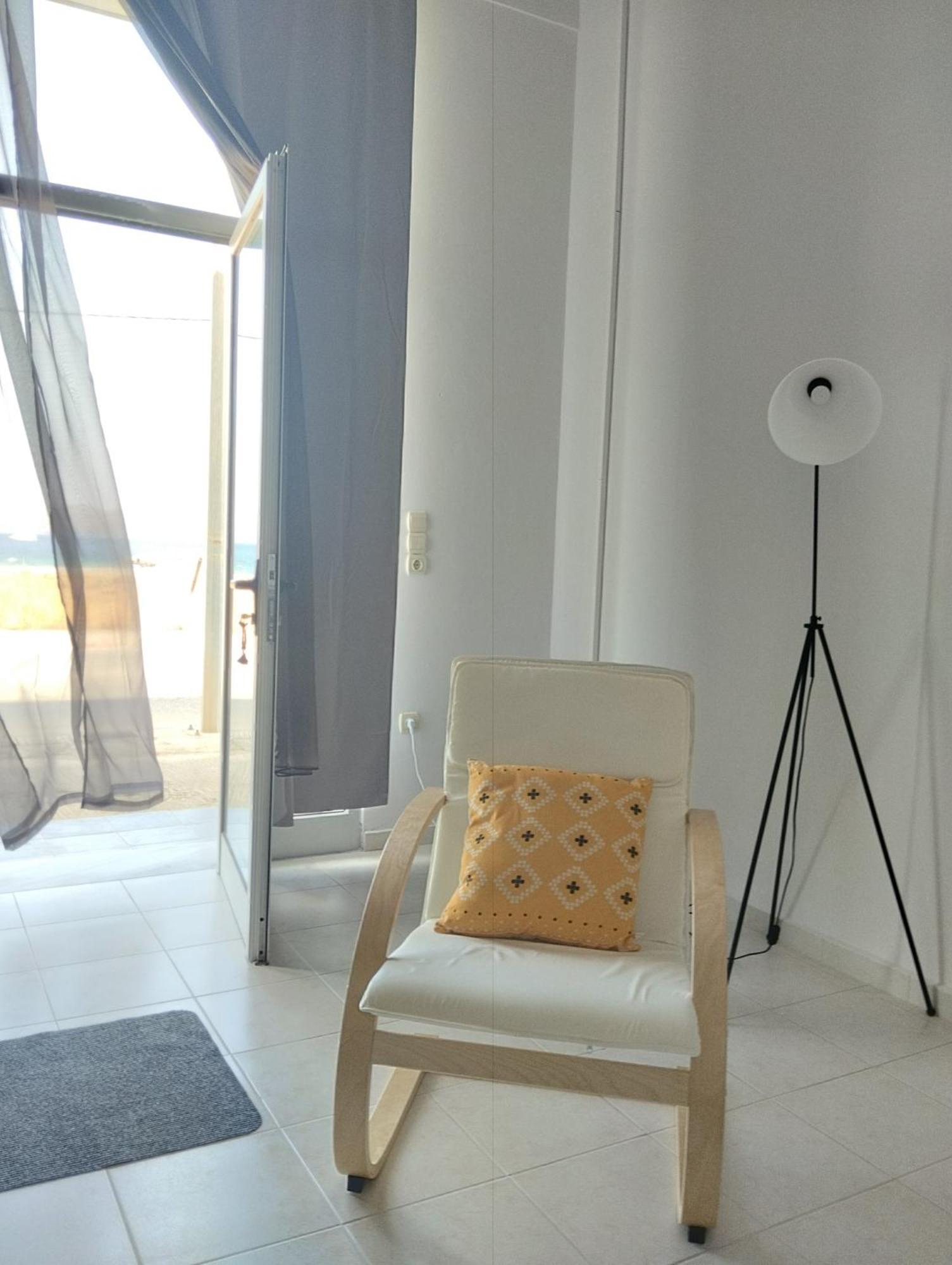 Studios Poseidonia Apartments 50 & 70 Sqm With Sea View Corinth Εξωτερικό φωτογραφία